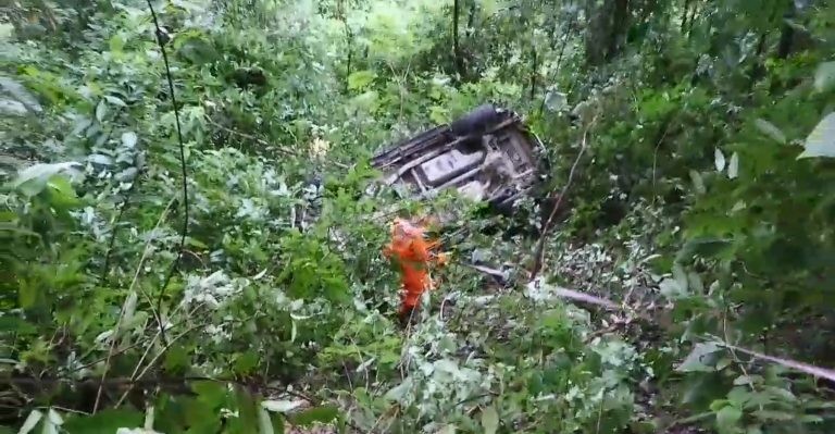 दाङको बेलदमारमा स्कार्पियो दुर्घटना हुँदा पत्रकारसहित ६ घाइते