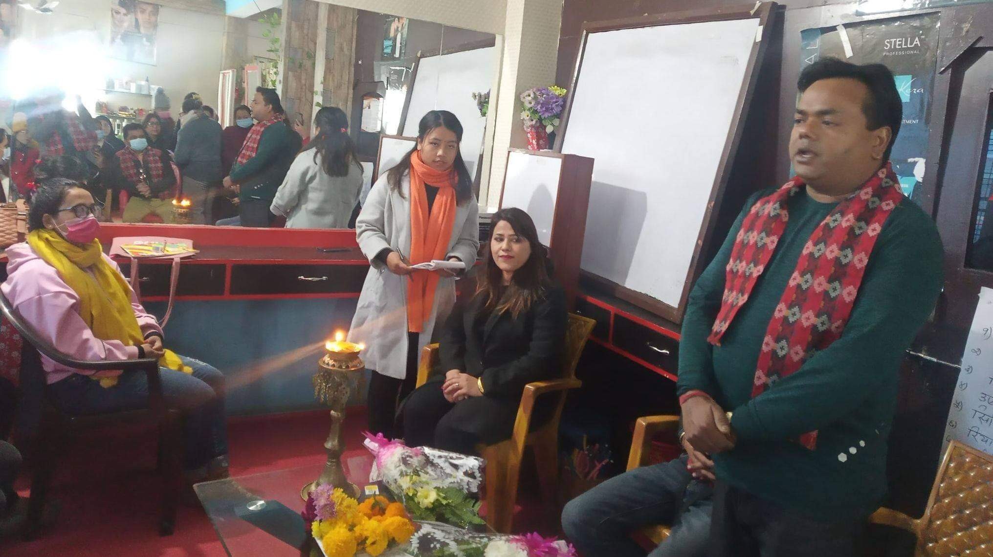 नेपालगञ्जमा मेहन्दी एवम् नेल आर्ट शुभारम्भ