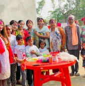 कांग्रेस नेतृ रावतले आफ्नो जन्मदिन असहाय बालबालिकासंग मनाइन्