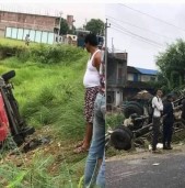 बाँकेमा तीन सवारी साधन एकसाथ ठोक्किए, १ को मृत्यु, ९ घाइते