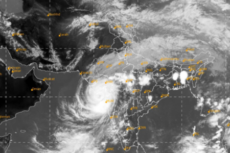 ताउ-तेको प्रभाव: चार प्रदेशमा मध्यमदेखि भारी वर्षाको सम्भावना