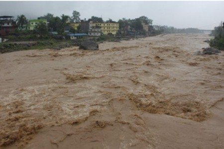 शनिबारदेखि आएको बाढी-पहिरोबाट हालसम्म १० को मृत्यु, २६ जना बेपत्ता