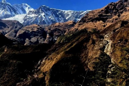 सम्पर्कविहिन तारा एयरको जहाज मुस्ताङको मानापाथी हिमालको फेदीमा भेटियो