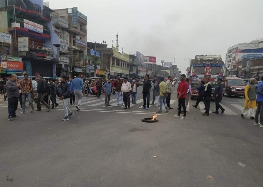 नेपालगन्ज-कोहलपुर सडक अवरुद्ध