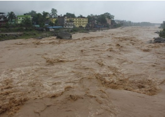 सङ्खुवासभामा आएको बाढीमा एक जनाको मृत्यु, १६ मजदुर बेपत्ता