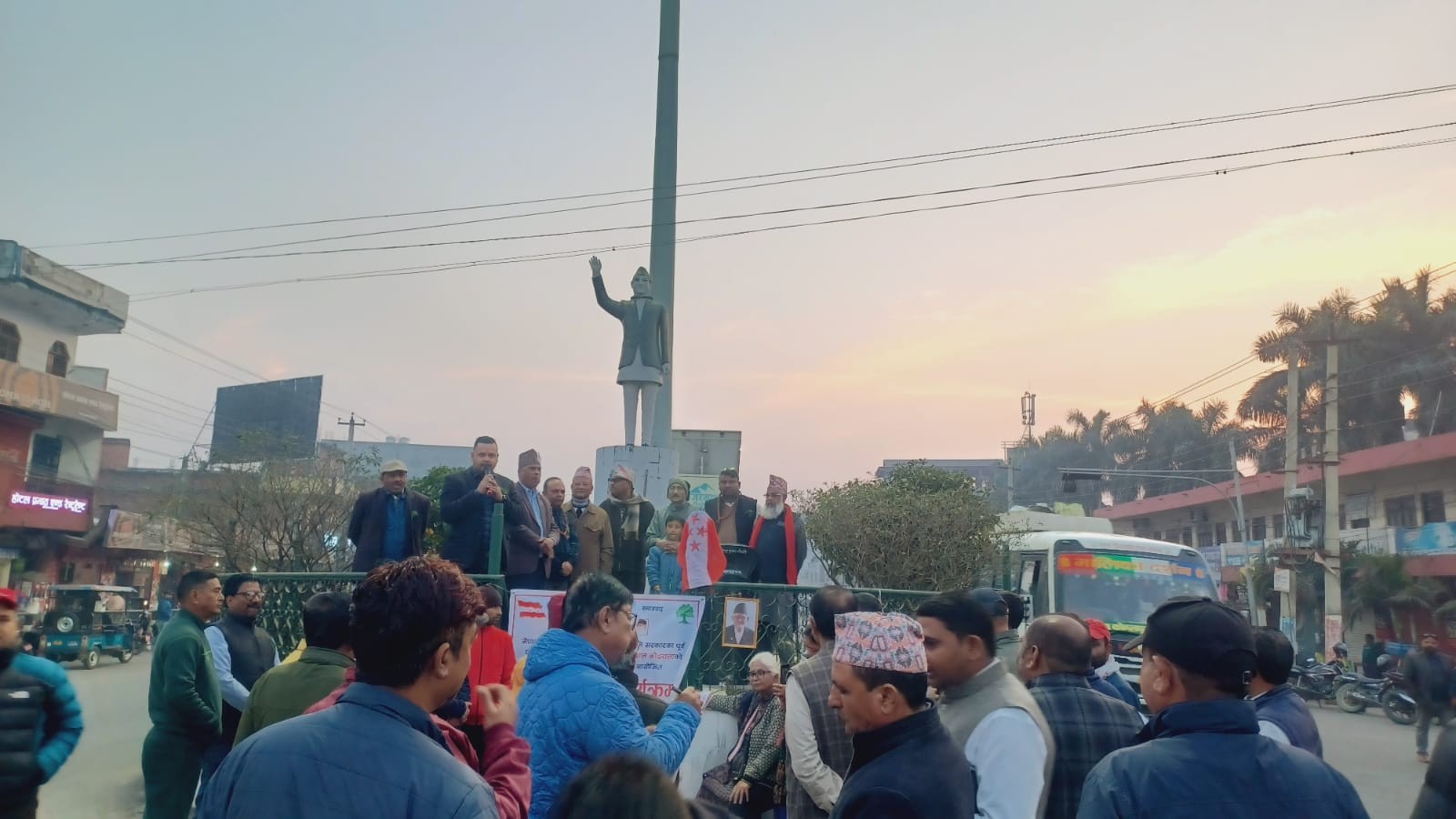 सुशील कोइरालाको नवौं स्मृति दिवसः नेपालगञ्जमा दीप प्रज्ज्वलन